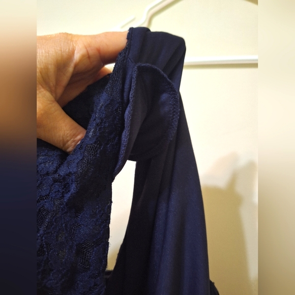 Chaps size 10 navy floral lace cap sleeve V neck criss cross fit and flare dress - Picture 5 of 6